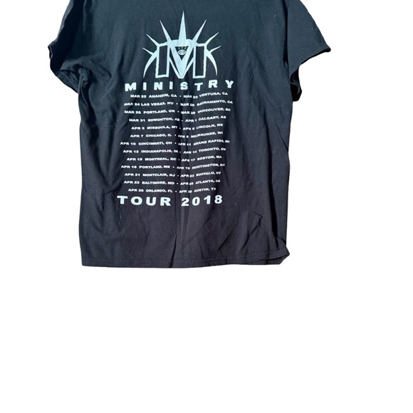 Bay Island Black Ministry Graphic Tee - Picture 2 of 3